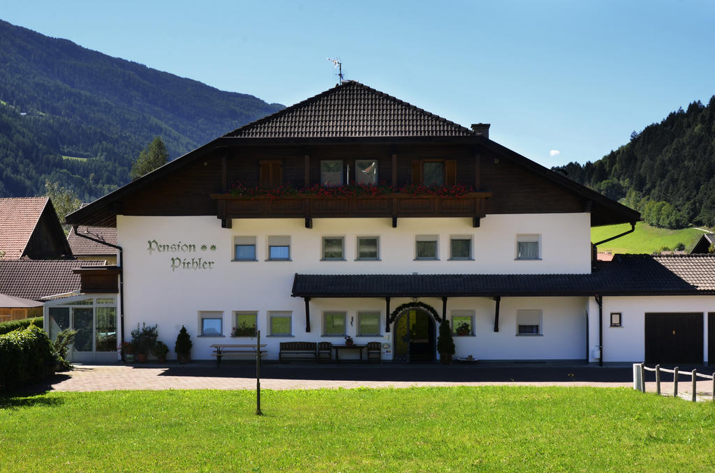 Pension Pichler Chienes Exterior photo